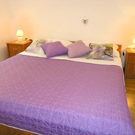 Apartman Samblic 크르크 외부 사진
