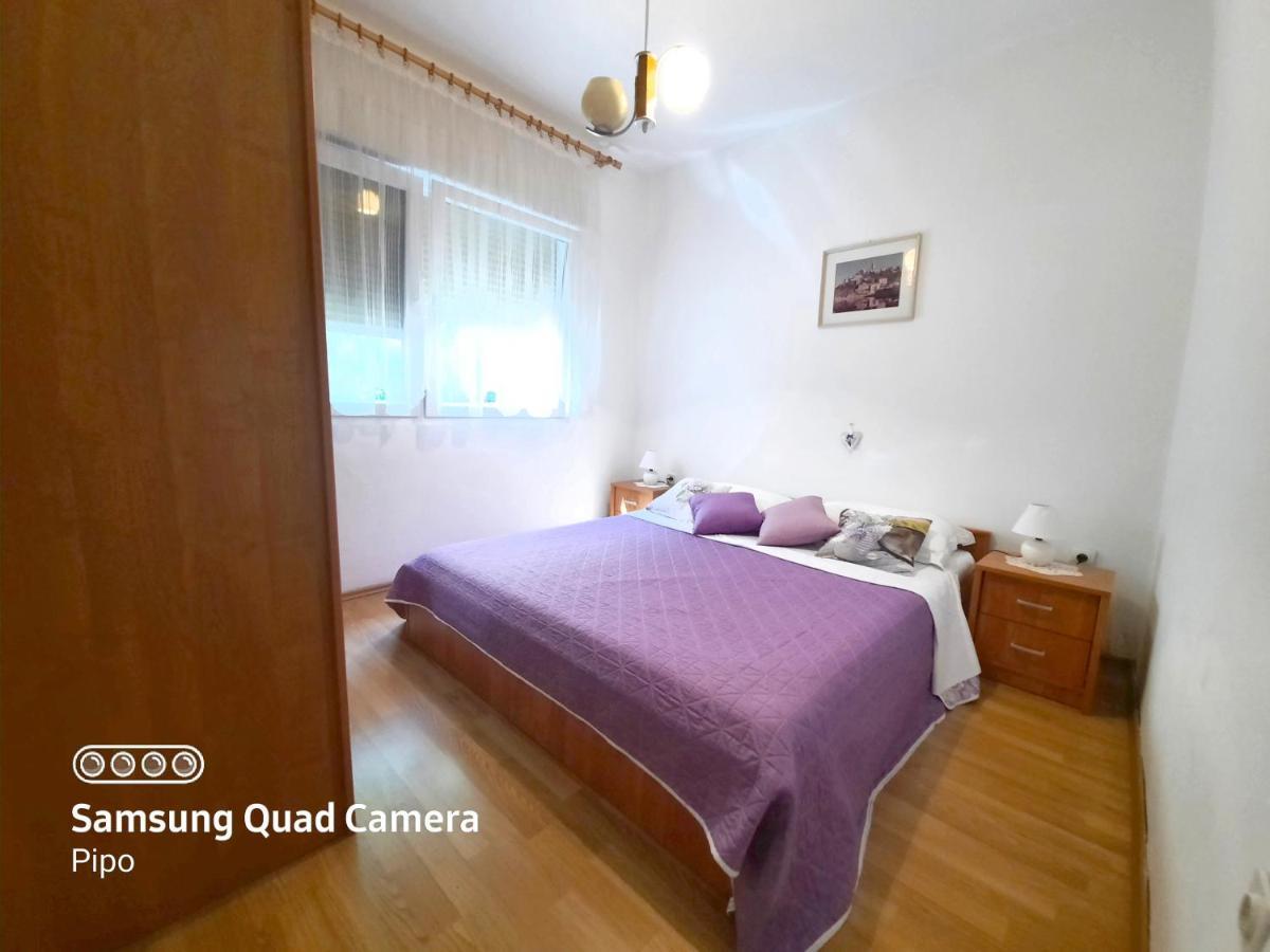 Apartman Samblic 크르크 외부 사진